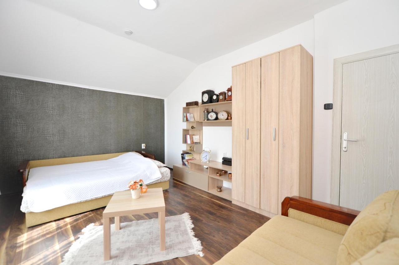 Vila Andrea Danilovgrad Luaran gambar
